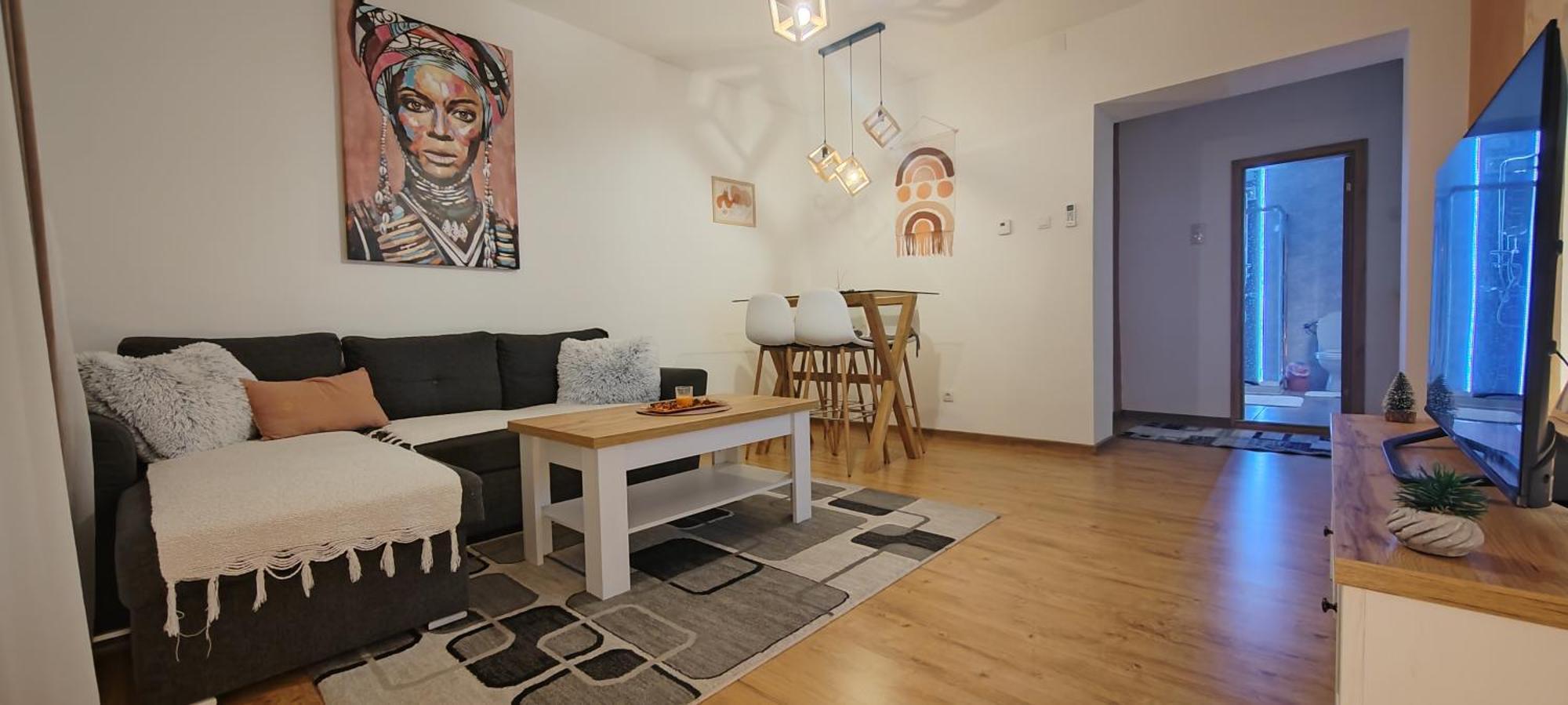 Apartament Golden Royal *